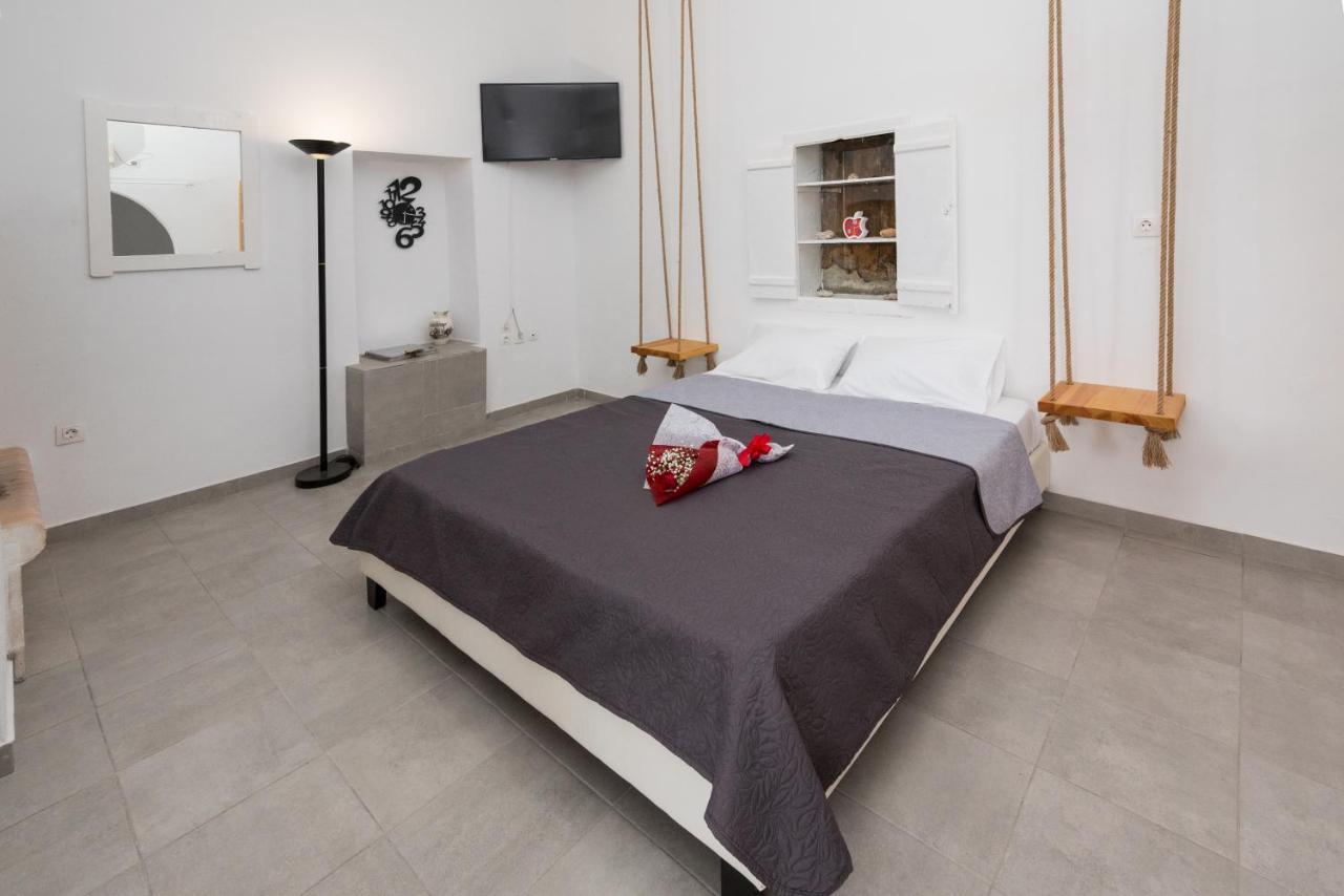 στην ωραία πλάκα Tatil Evi Plaka (Milos)